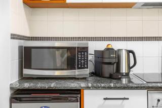 Modern Kings Park Hideaway Walk to Perth CBD - 2