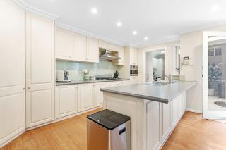 East Perth Luxury Waterfront Retreat - Perth - 4