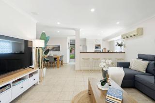 Rivervale Family Retreat-optus,river,shops,crown - Perth - 7