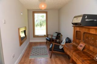 Lakeview Escape - 9