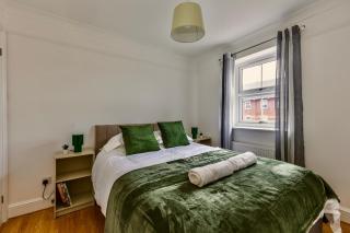 Stylish 3 Bed House - 20 Minutes to London - Mitcham - 4