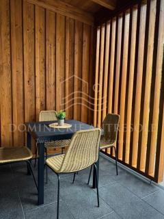 Dominickie Antresole - 8