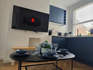 4 BDR Home close to Anfield Stadium - Sleeps 8 - 1