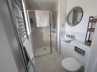 Luxury 3 bed home in Whitstable with parking - 4