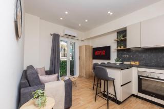 Kleio Old Town Apartment - - 6