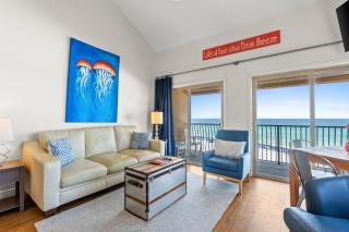 Oceanfront Charm at Coral Reef 49 3BR w/ Balcony, Pool, & Free Beach Service! - 7
