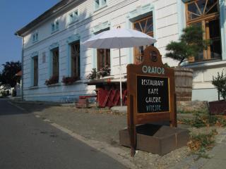 Orátor - restaurace a ubytování - Lazanky - 0