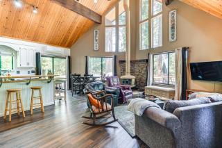 Cabin Getaway Near Big Trees Park Game Room, Deck - 9