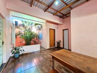 Casa com piscina para até 12 pessoas - Foz do Iguaçu - 1