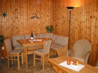 Chalet in Reinskopf with Fireplace & Balcony - 9