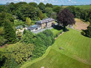Cilrhiw Country House - Princes Gate - 0