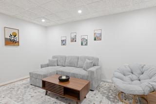 Cozy Lodi Home ,23m to NYC, 3Car Driveway - Lodi - 2