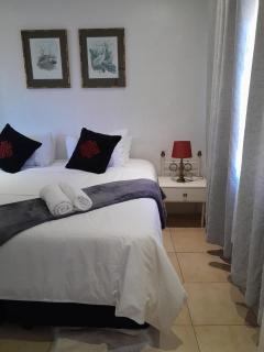 Russell's Rest Apartments - Johannesburg - 0