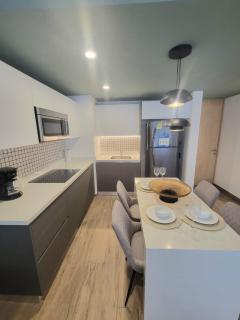 Relax en el paraíso alberca gym balcón privado - 9