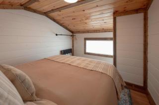 The Honeycomb House - 6