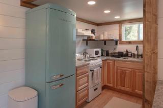 The Honeycomb House - 1