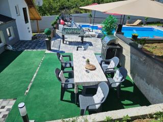 Villa Harmonija - - 5