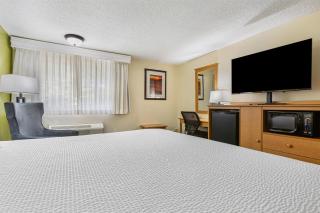 Best Western Hi-Desert Inn - 1