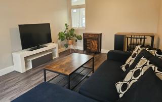 Comfy & spacious - Coventry - 0