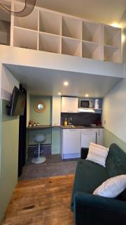 Studio with bedroom and kitchen - 9