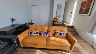 4-Bedroom Home by Downtown and Airport - 9