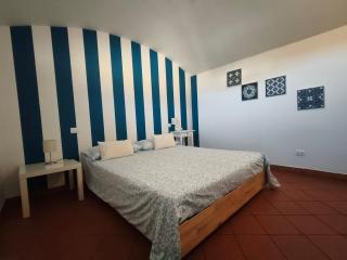Teo Apartment in Via Umberto I, in the historic & baroque center of the city - 8