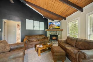 Treehouse on Beech - Beech Mountain - 8