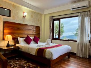 Mount Everest Hotel & Resort Nagarkot - Nagarkot - 8