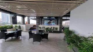 Muntinlupa Residence by Mahogany - 6