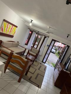 AP27 com 2 Suítes a Poucos Passos da Praia de Taperapuã - 2