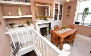 The Epple Bay Cottage - Moffat - 1