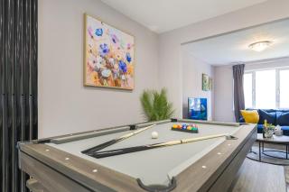 Stunning Three Bedroom Home Central MK, Pool Table, Free Parking, Smart Tv with Netflix and Disney plus - Shenley Lodge - 6