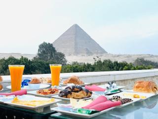 Sphinx Scarab Pyramids View - Kairo - 9