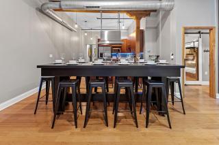 Top Floor Loft by Convention Center Smart Home - Indianapolis - 3