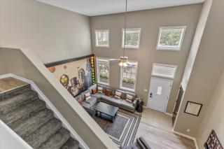 Spacious Town Home near ICC - 2