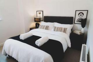 City Centre Oasis - 2 Bed Apartment - 8