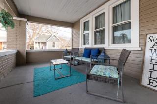 5 Bedroom 3200 Sq Ft House for Downtown Travelers - Indianapolis - 8