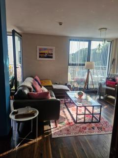 Sarah's City Pad - Derry - 5