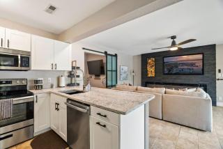 Lake Life Location with Serenity - Osage Beach - 4