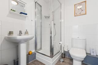 Cosy Birmingham City Centre Apartment - Birmingham - 4