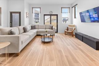 Spacious Downtown Indy Home Perfect for Groups - 5