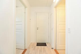 CITY, LUX APARTM - 2 FULL BATHROOMs, 3 tv - 3