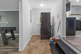 6BR Family Home by Grand Park - Westfield - 2