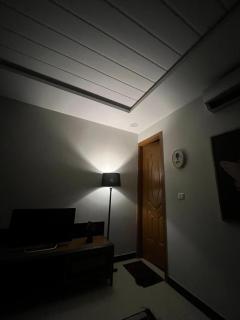 The Urban House Apartment - Islamabad - 9