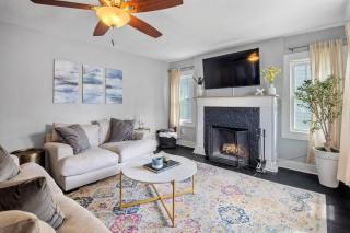 House in a Quiet Neighborhood Downtown - 6