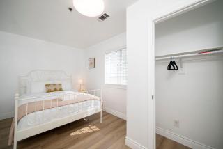 Cozy 2BR2BA Guest House in Alhambra - 5