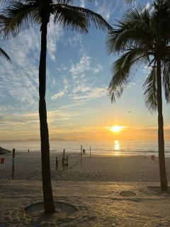 Steps to Beach, Shops & Comfort - 9