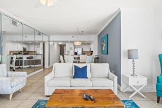 Must See ! Beach Front~ 2 King Mstrs +2 Q Bdrm ~ Fantastic Views! - Destin - 2