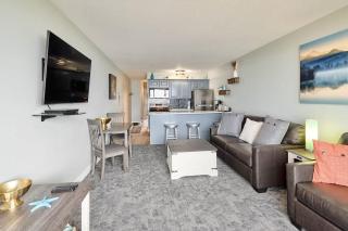 Remodeled Oceanfront Suite - Pool, Sauna, and Ocean Views - 2