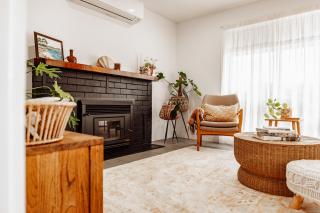 Hilltop Hideaway ~ Bay of Fires - 9